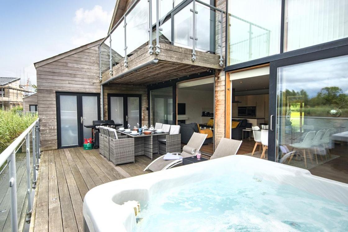 Waters Edge 04, Waterside Lodge P South Cerney Exterior photo